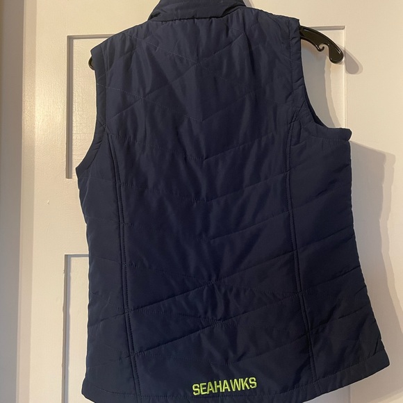 Seahawks Vest NWt (M) - Picture 3 of 3
